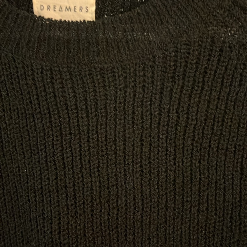 Dreamers Black sweater size large - Picture 4 of 7